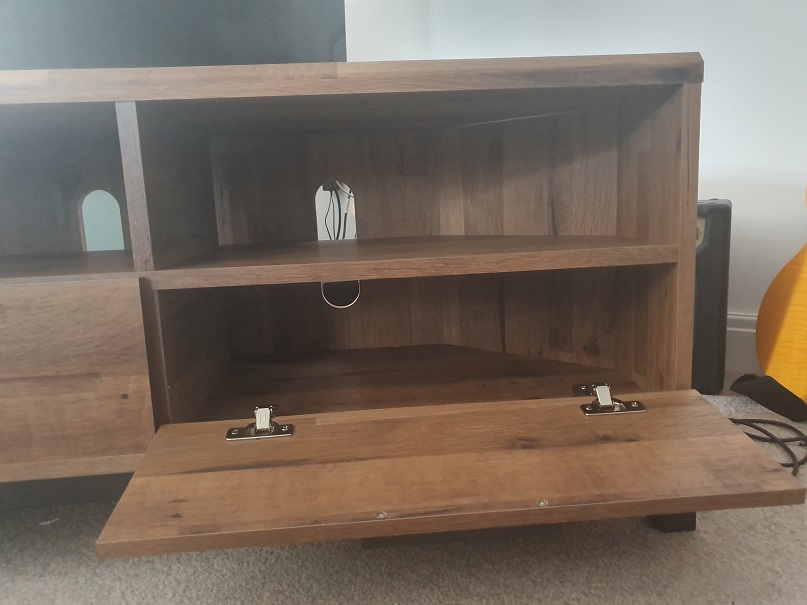 Norwich, Norfolk TV-Stand from Next fully assembled, Bronx range